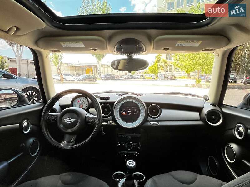 Хетчбек MINI Cooper 2011 в Дніпрі