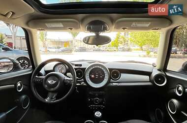 Хэтчбек MINI Cooper 2011 в 