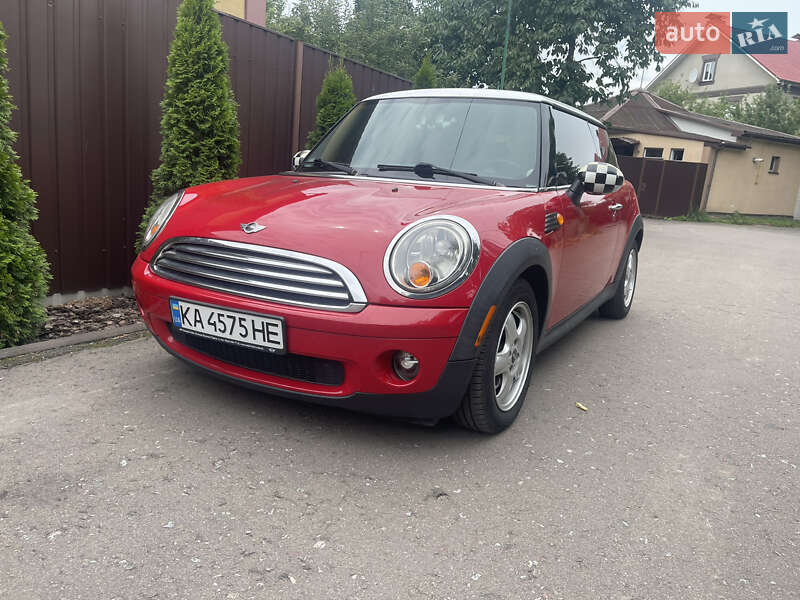 MINI Cooper 2010