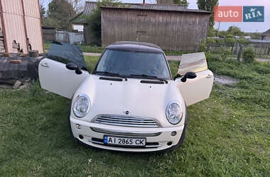 Хэтчбек MINI Cooper 2006 в 