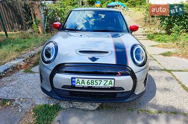 MINI Cooper 2023