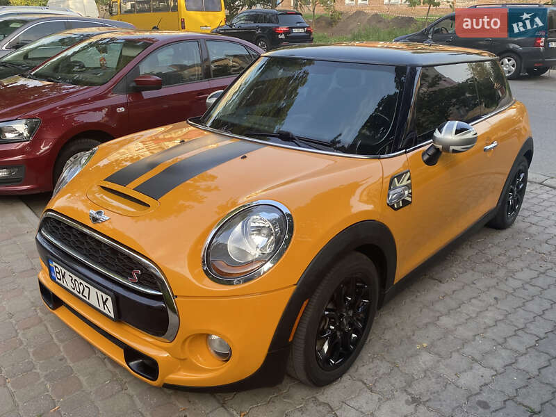 Хэтчбек MINI Cooper 2014 в Ровно