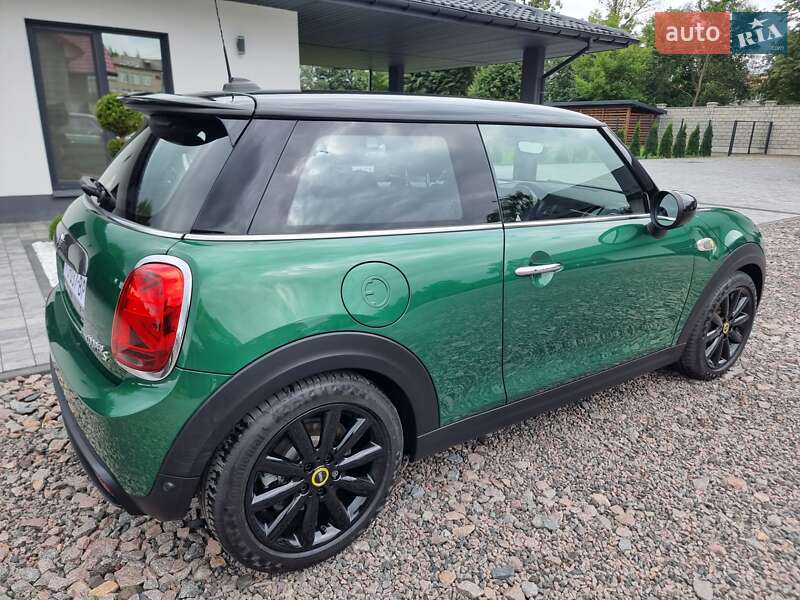 Хэтчбек MINI Cooper 2020 в Радивилове