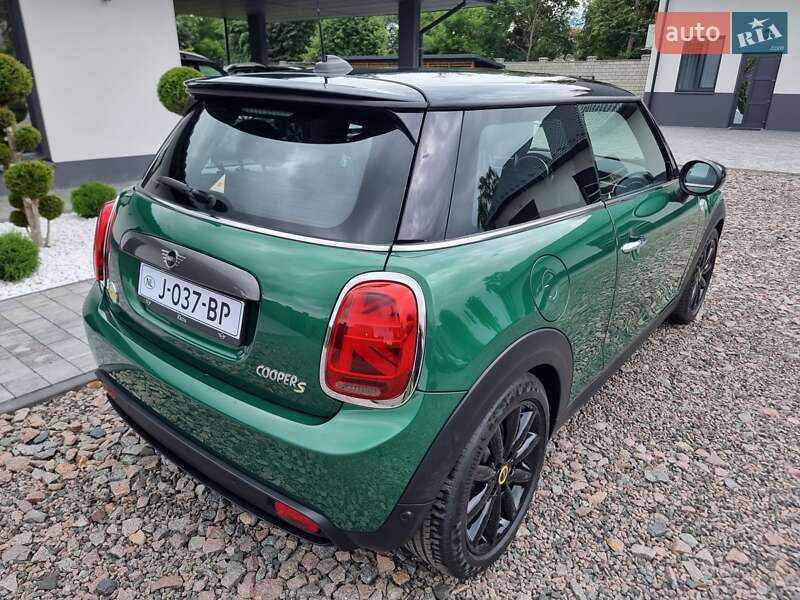 Хэтчбек MINI Cooper 2020 в Радивилове