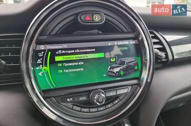 Хэтчбек MINI Cooper 2020 в 