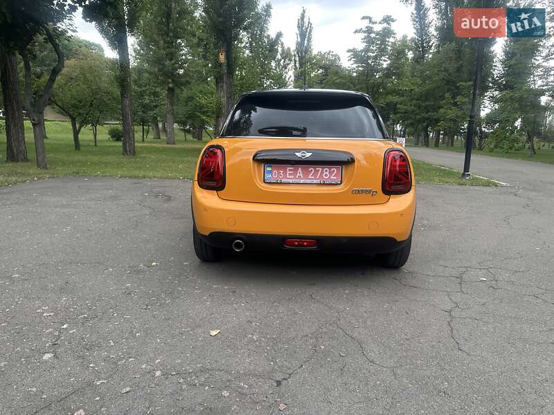 Хэтчбек MINI Cooper 2014 в Киеве фото 6 Хэтчбек MINI Cooper 2014 в Киеве