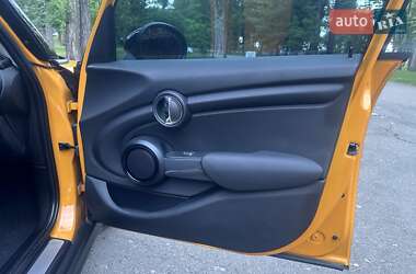 Хетчбек MINI Cooper 2014 в 