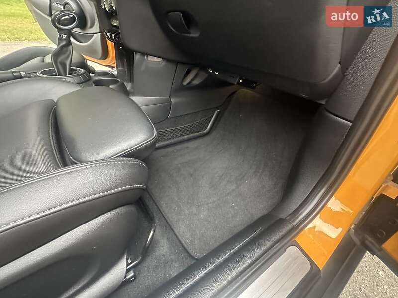 Хэтчбек MINI Cooper 2014 в Киеве фото 26 Хэтчбек MINI Cooper 2014 в Киеве