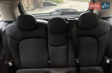 Хетчбек MINI Cooper 2014 в 