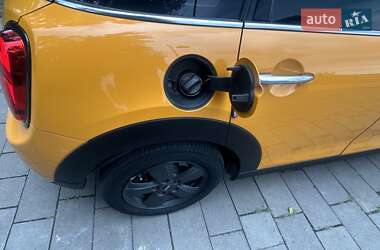 Хетчбек MINI Cooper 2014 в 