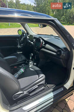 Хэтчбек MINI Cooper 2014 в 