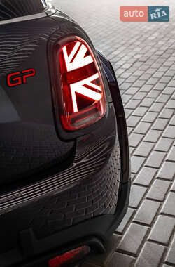 Хэтчбек MINI Cooper 2020 в 
