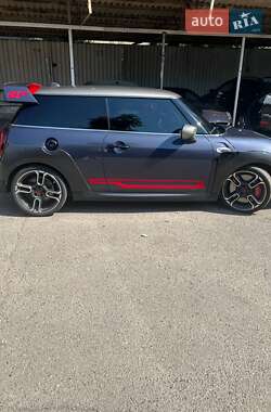 Хэтчбек MINI Cooper 2020 в 