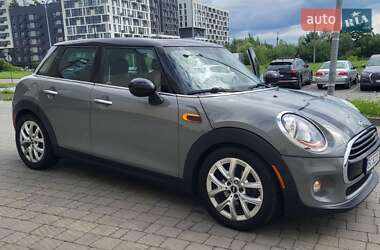 Хэтчбек MINI Cooper 2015 в Львове