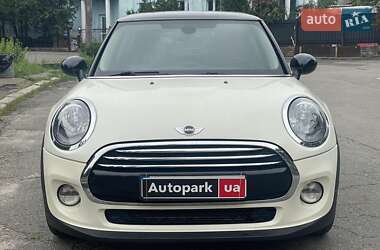 Хэтчбек MINI Cooper 2015 в 
