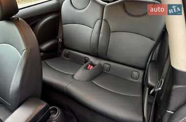 Хэтчбек MINI Cooper 2011 в 