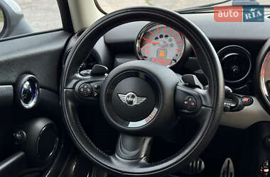Хэтчбек MINI Cooper 2011 в 