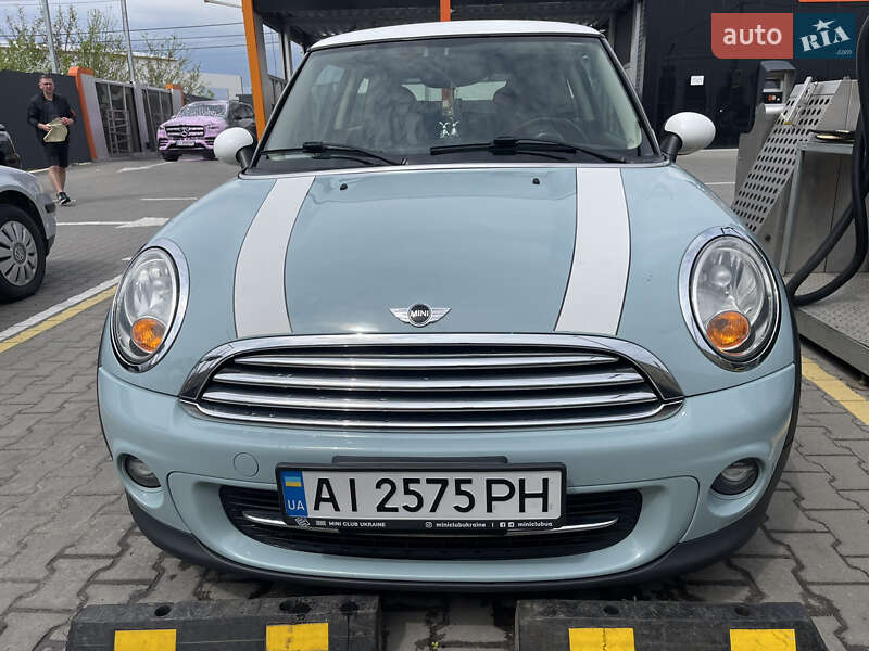 MINI Cooper 2013