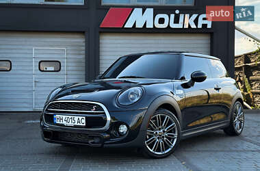 Хэтчбек MINI Cooper 2019 в Одессе