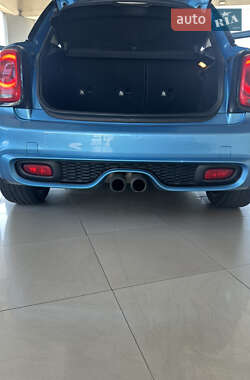 Хэтчбек MINI Cooper 2015 в 