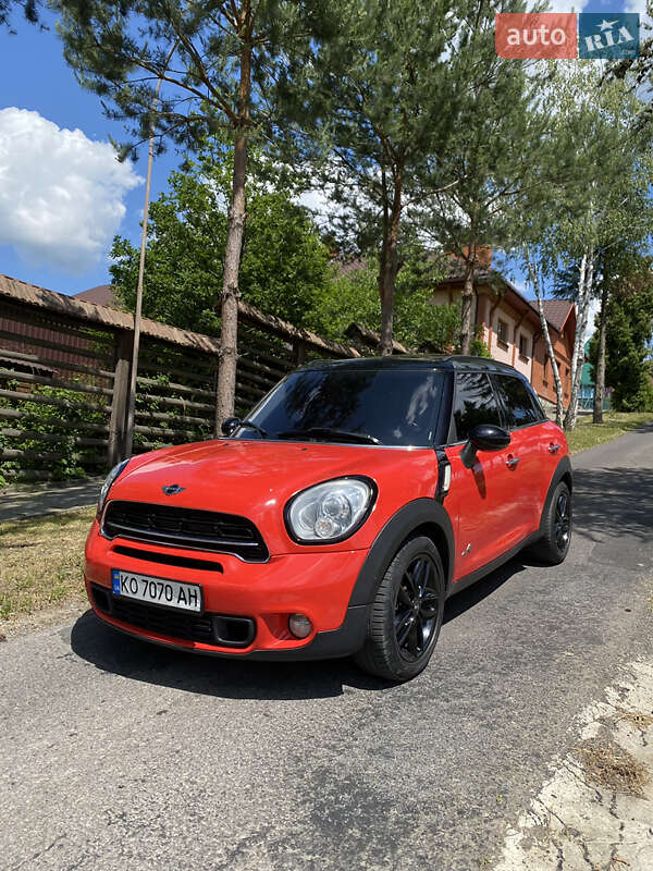 Хэтчбек MINI Cooper 2011 в Ужгороде