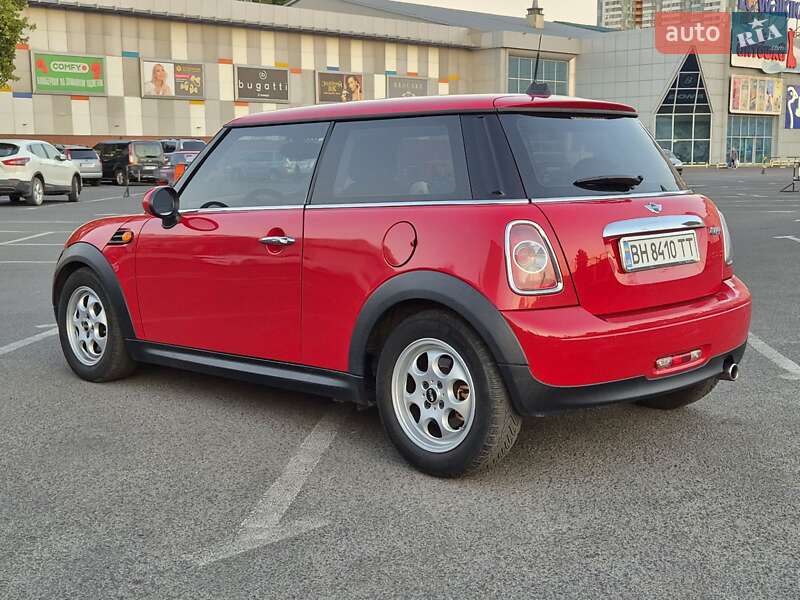 Хэтчбек MINI Cooper 2013 в Одессе