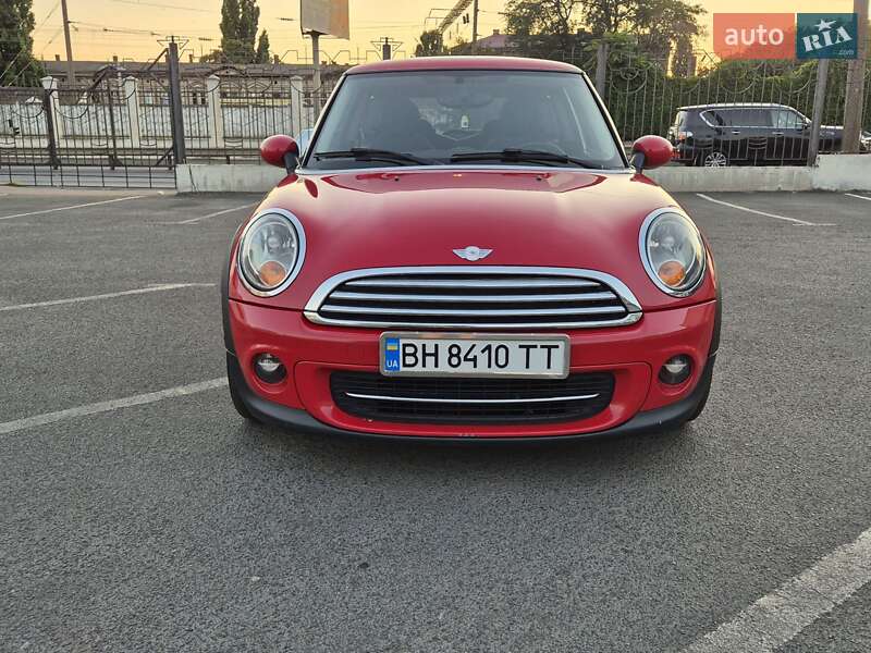 Хэтчбек MINI Cooper 2013 в Одессе