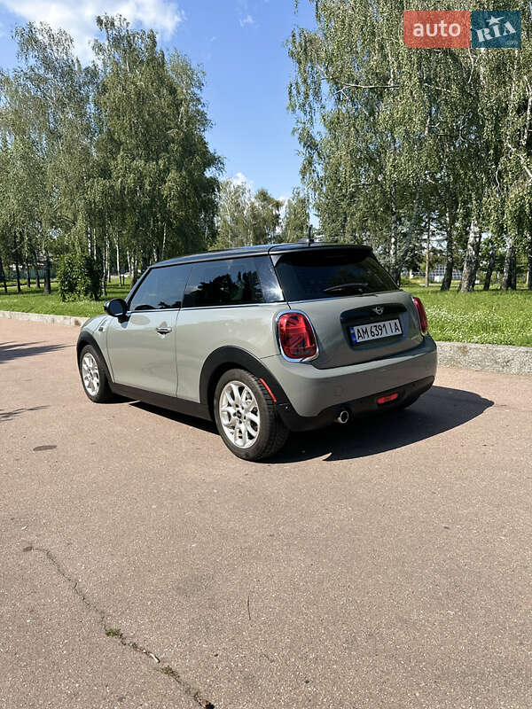 Хетчбек MINI Cooper 2020 в Житомирі