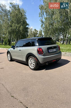 Хэтчбек MINI Cooper 2020 в 