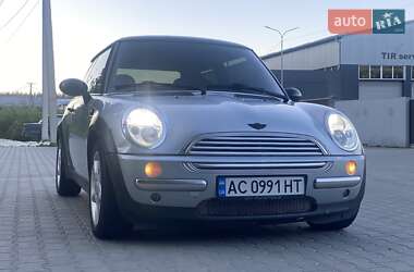 Хэтчбек MINI Cooper 2002 в 