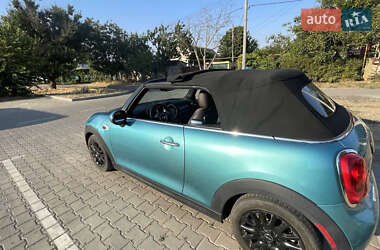 Хэтчбек MINI Cooper 2017 в 