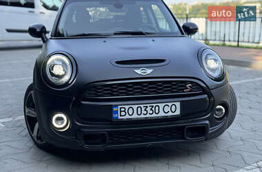 Хэтчбек MINI Cooper 2017 в 
