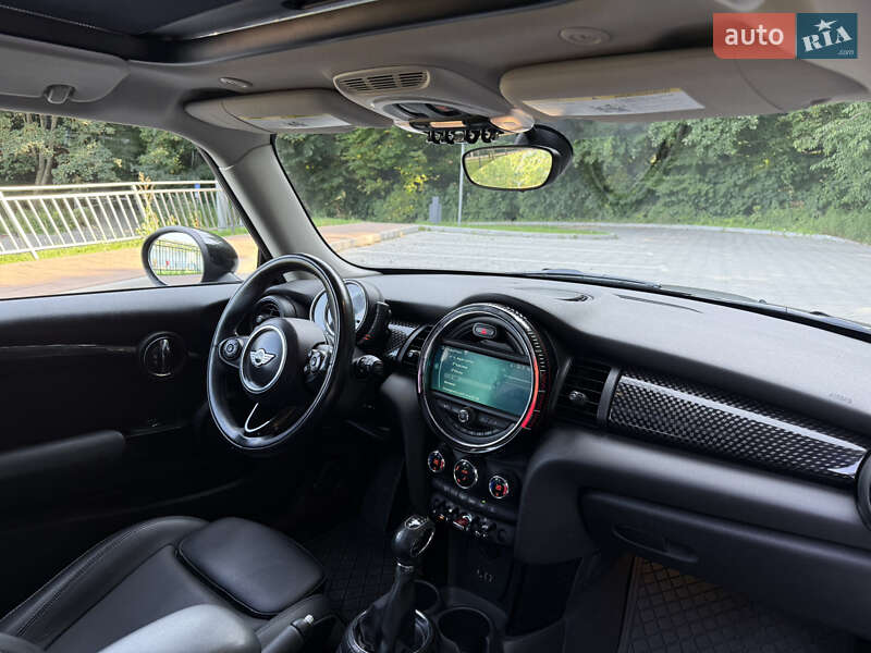 Хэтчбек MINI Cooper 2017 в Тернополе