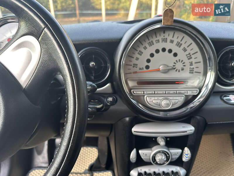 Хэтчбек MINI Cooper 2008 в Белой Церкви