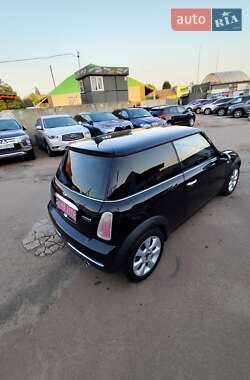 Хэтчбек MINI Cooper 2005 в 