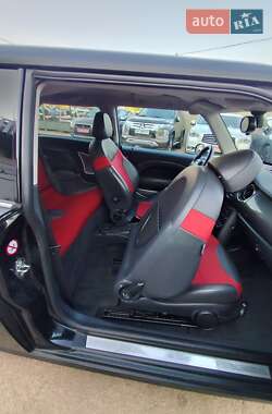 Хэтчбек MINI Cooper 2005 в 