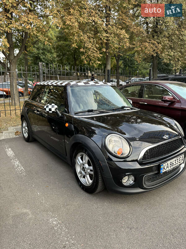 Хетчбек MINI Cooper 2010 в Києві