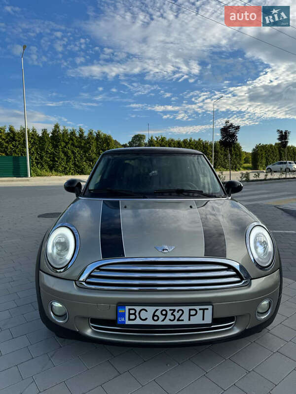 Хэтчбек MINI Cooper 2007 в Львове