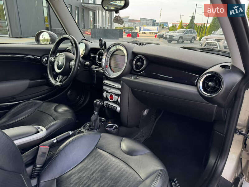 Хэтчбек MINI Cooper 2007 в Львове
