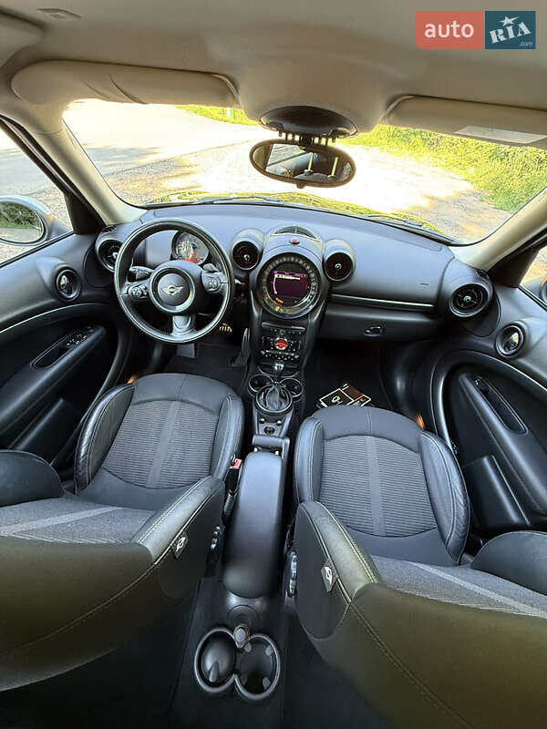 Хэтчбек MINI Cooper 2016 в Черновцах