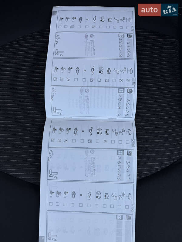 Хэтчбек MINI Cooper 2016 в Черновцах