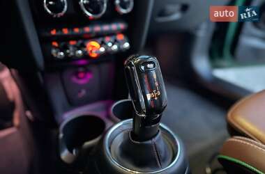 Хэтчбек MINI Cooper 2019 в 