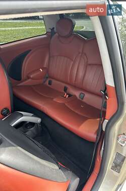 Хэтчбек MINI Cooper 2008 в 