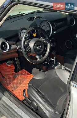 Хэтчбек MINI Cooper 2013 в 