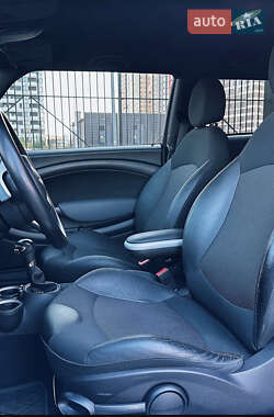 Хэтчбек MINI Cooper 2009 в 