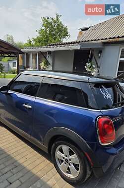 Хэтчбек MINI Cooper 2015 в 