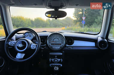 Хэтчбек MINI Cooper 2007 в 