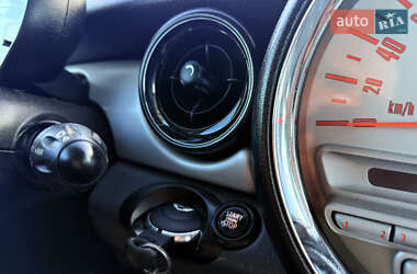 Хэтчбек MINI Cooper 2007 в 
