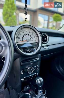 Хэтчбек MINI Cooper 2013 в Ужгороде