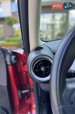 Хэтчбек MINI Cooper 2013 в Ужгороде